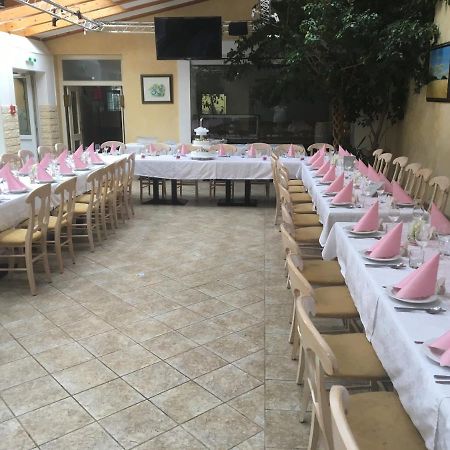 Weinhotel Kirchenwirt 골스 외부 사진