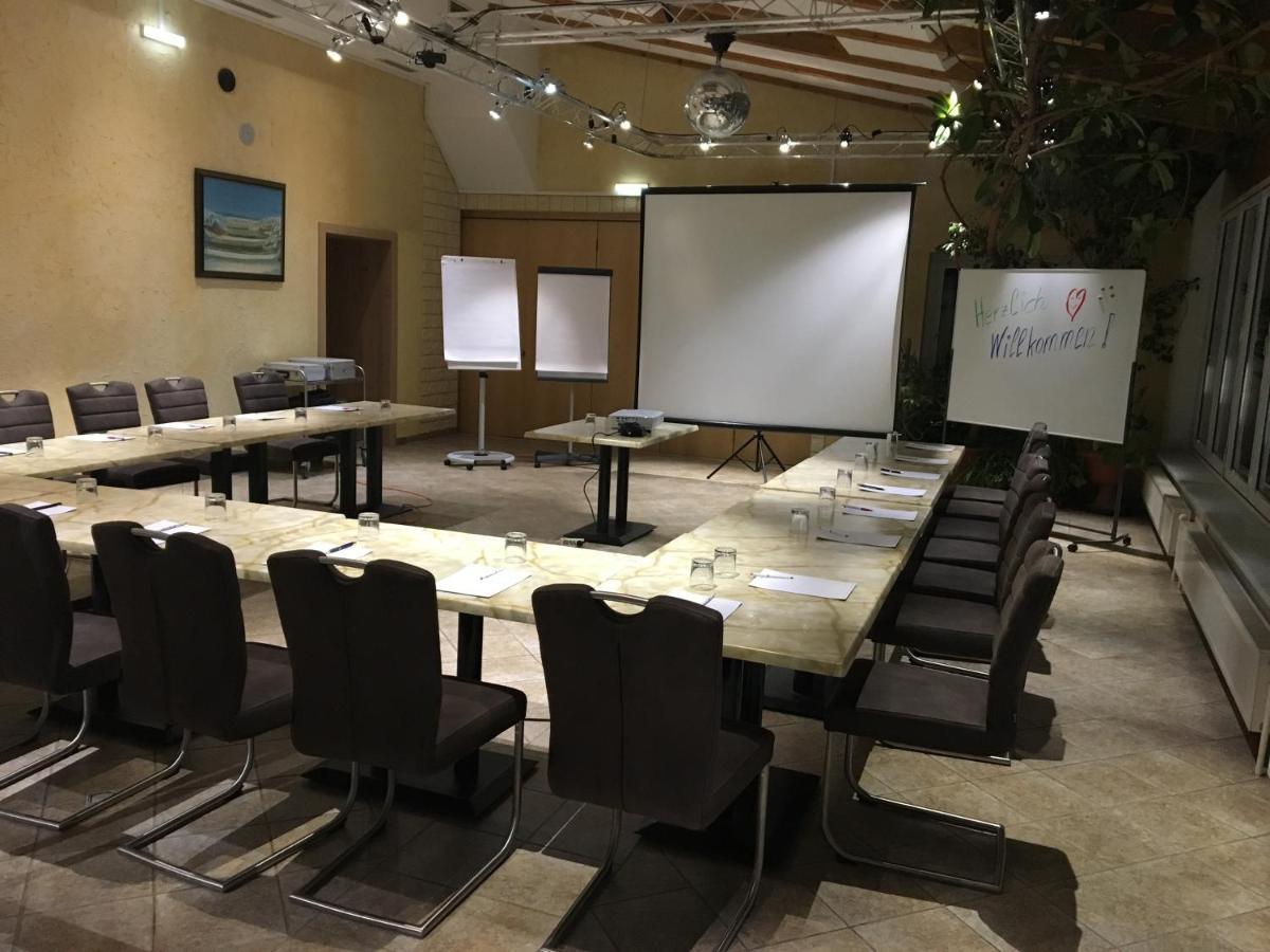 Weinhotel Kirchenwirt 골스 외부 사진